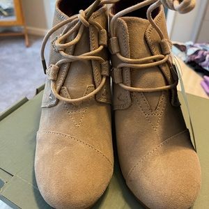 Toms Kala Desert Taupe Suede Booties